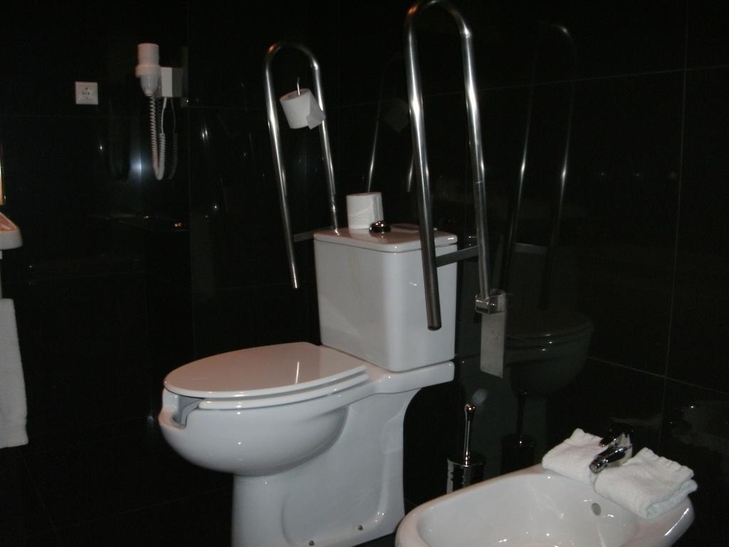 Santo Thyrso Hotel Санто Тирсо Екстериор снимка