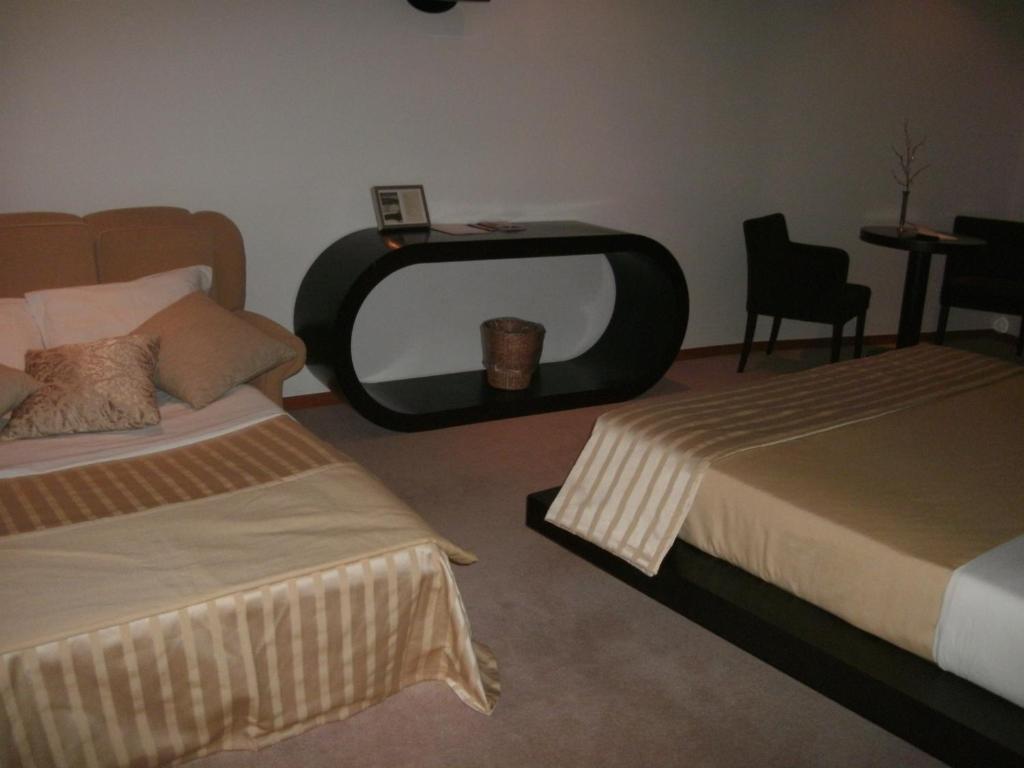 Santo Thyrso Hotel Санто Тирсо Стая снимка