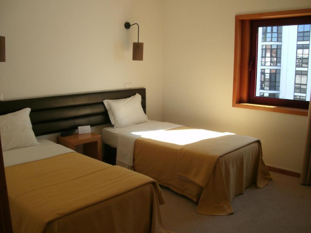 Santo Thyrso Hotel Санто Тирсо Стая снимка