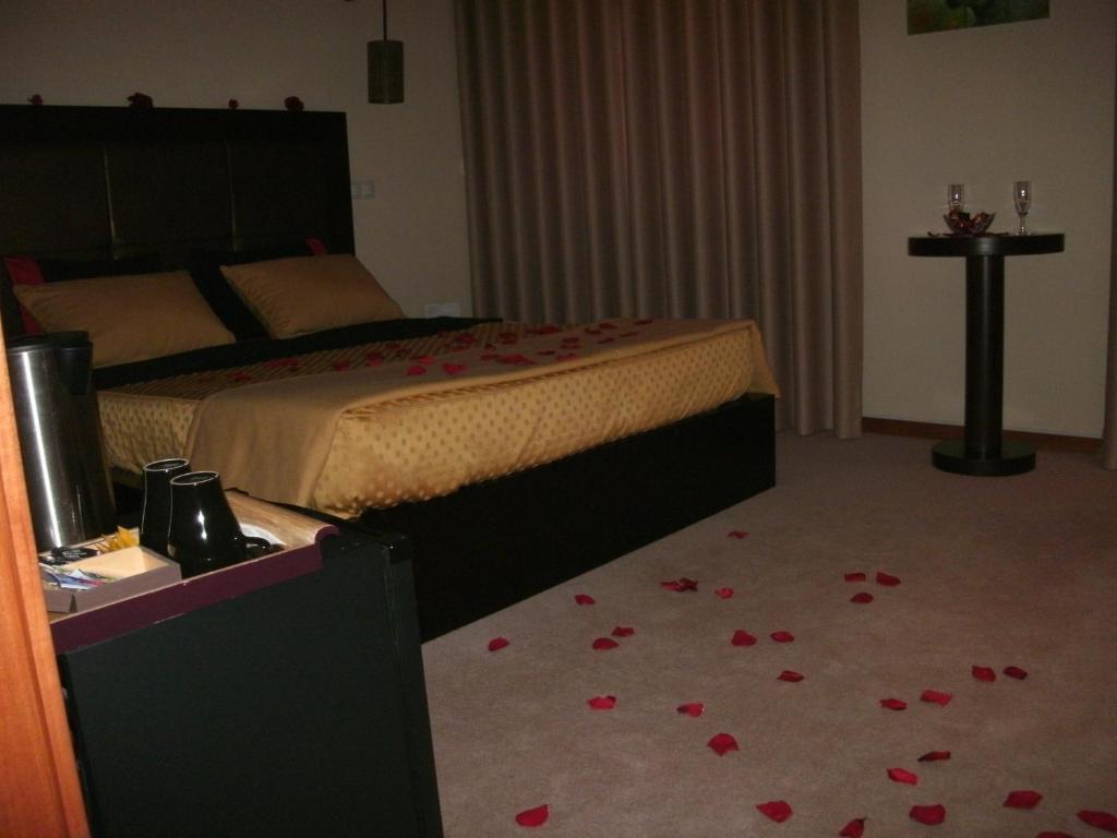 Santo Thyrso Hotel Санто Тирсо Стая снимка