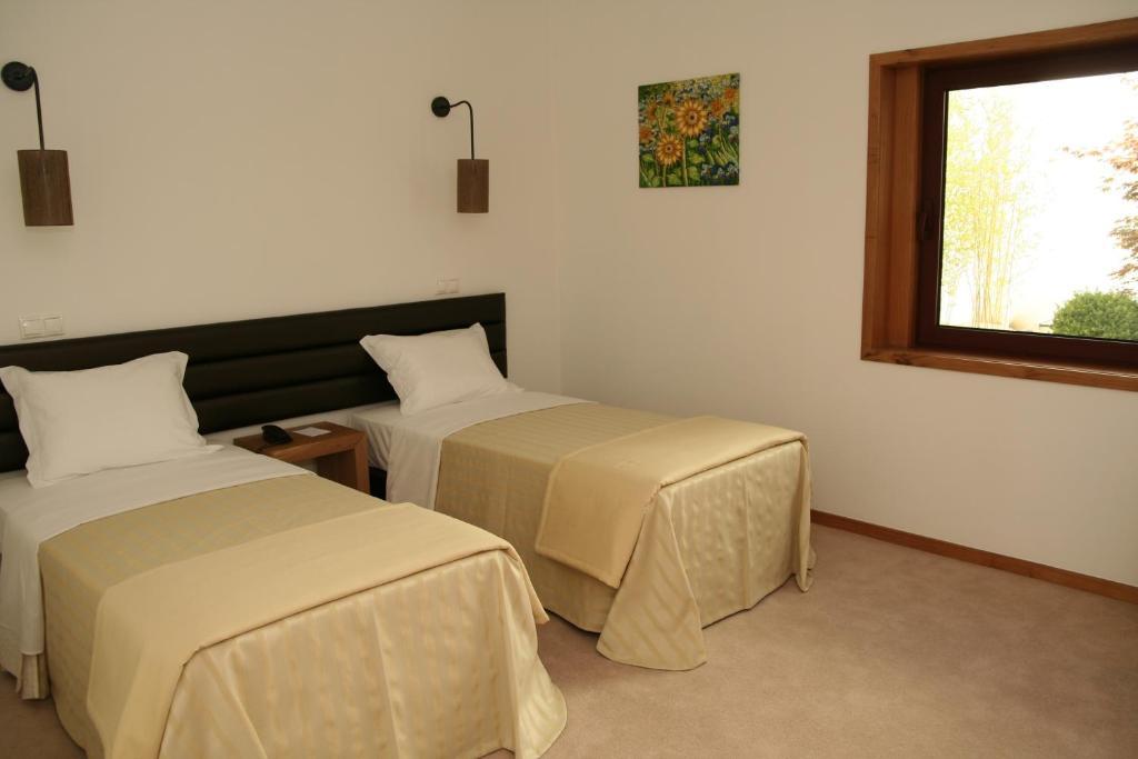 Santo Thyrso Hotel Санто Тирсо Екстериор снимка
